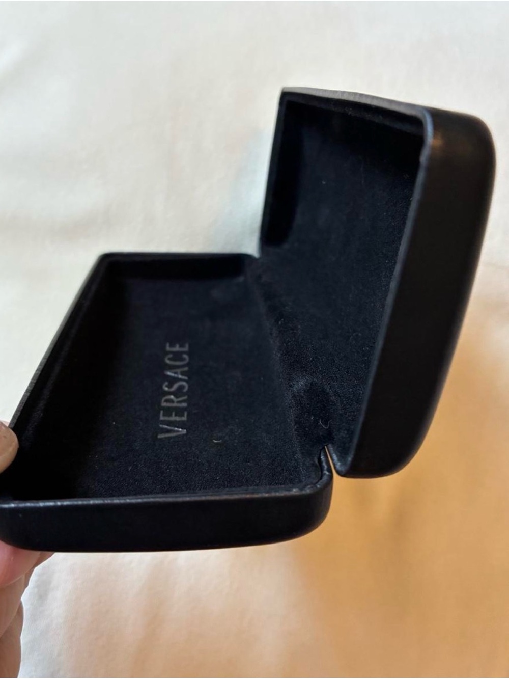 Versace black leather sunglasses hard case - Picture 8 of 8
